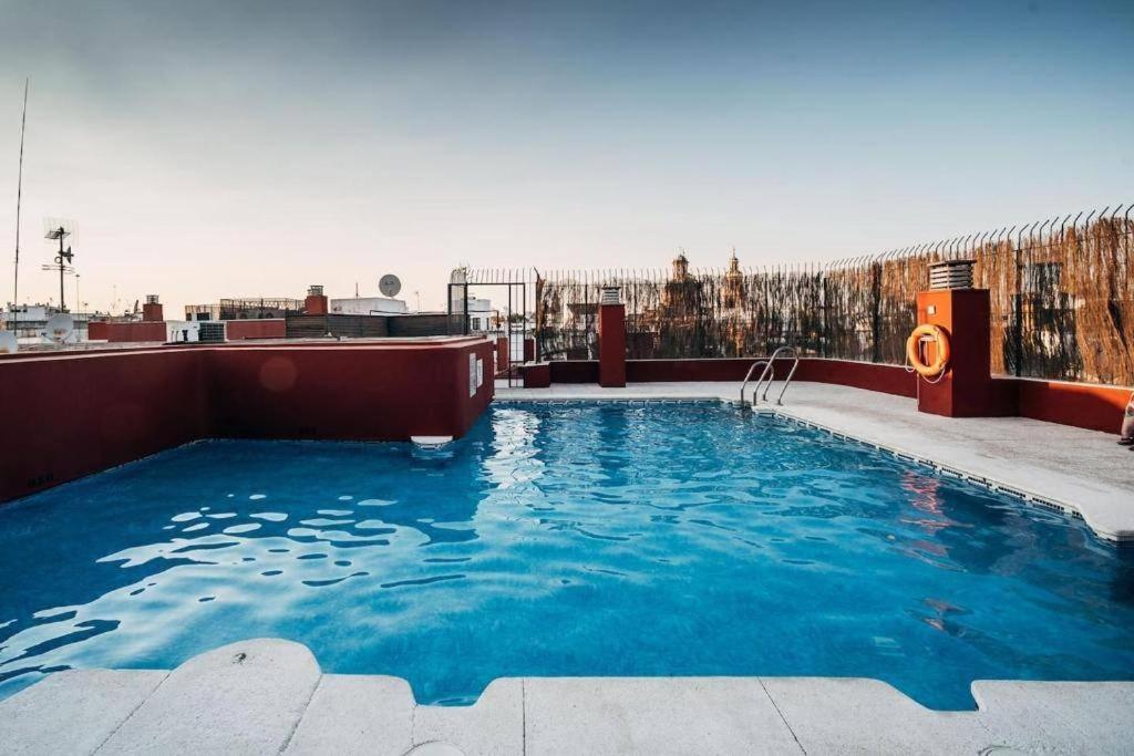 セビリアPrecioso En Santa Cruz Lirio Bajoアパートメント エクステリア 写真